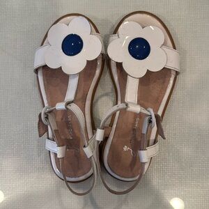 Jacadi Patent Leather Flower Sandals 26